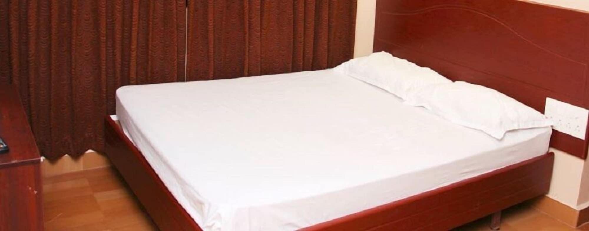 Hotel Boopathi Мадурай Екстериор снимка